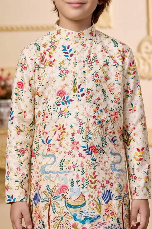 Off White Ethnic Wear for Festivals & Weddings | Momento Fashions