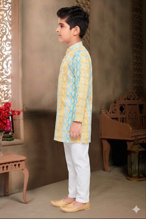 Momento Fashions Boys Ikat Pattern Printed Cotton Kurta Pajama Set
