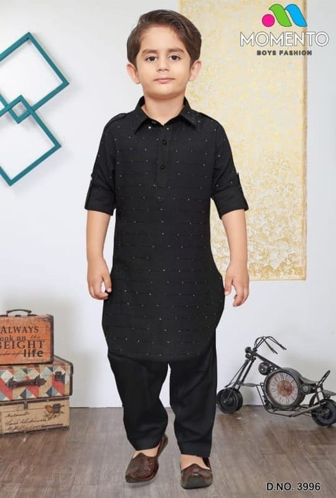 Black Ethnic Wear for Festivals & Weddings | Momento Fashions